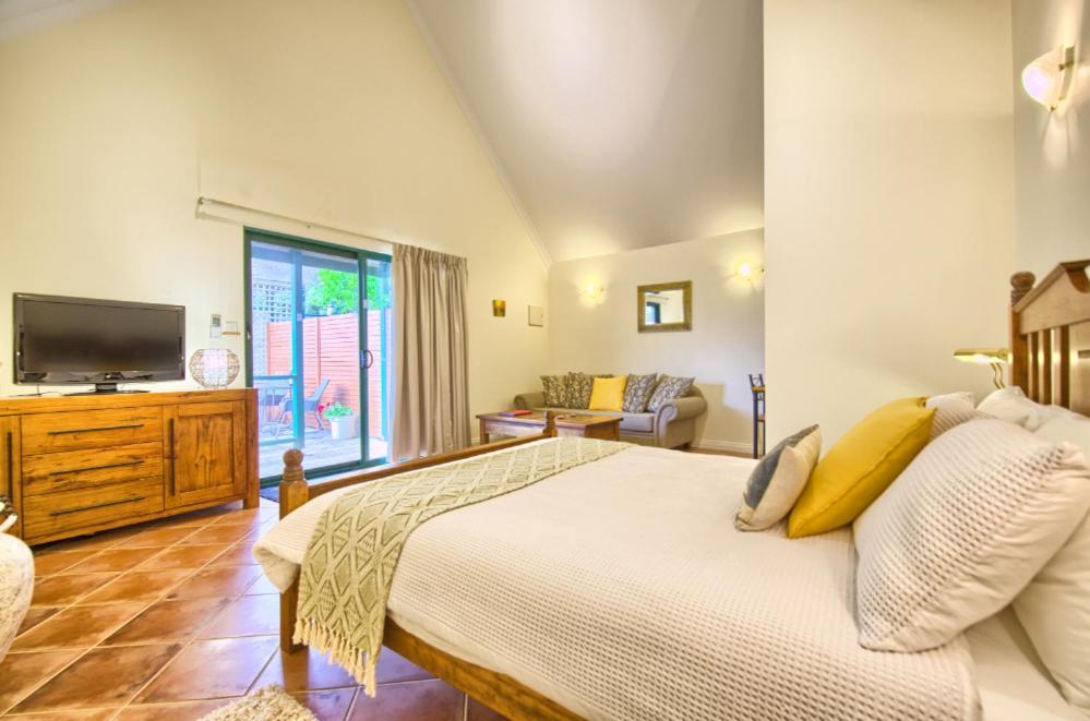 Spencer Suites Όλμπανι Εξωτερικό φωτογραφία